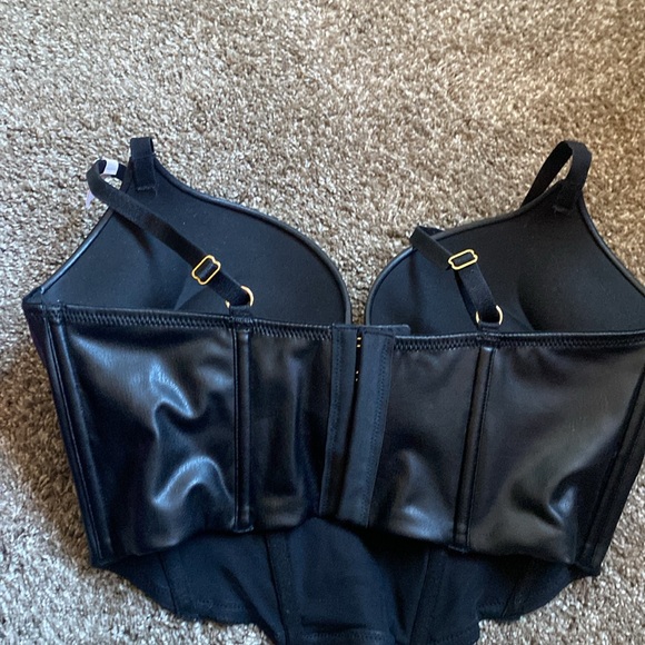 VS bustier - Picture 2 of 3